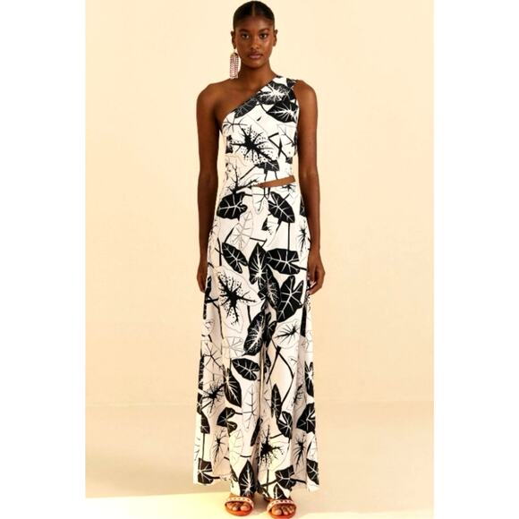 Farm Rio Graphic Leaves One Shoulder Linen-Blend Jumpsuit  Size M Cutout Waist - Picture 1 of 12